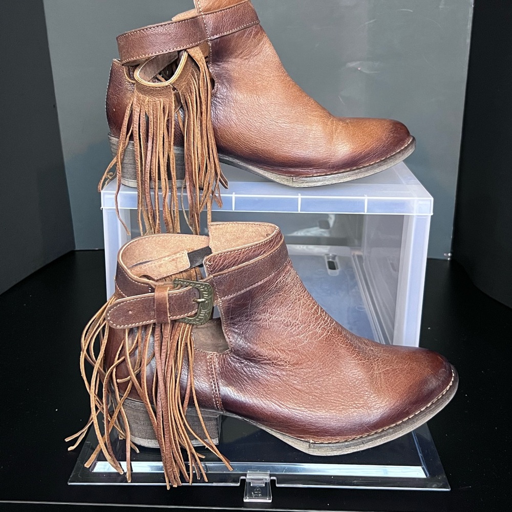 Women's Circle G by Corral leather fringe booties